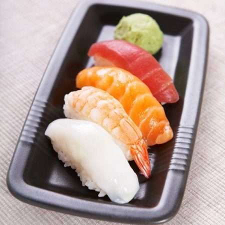 Jak delektować się sushi?
