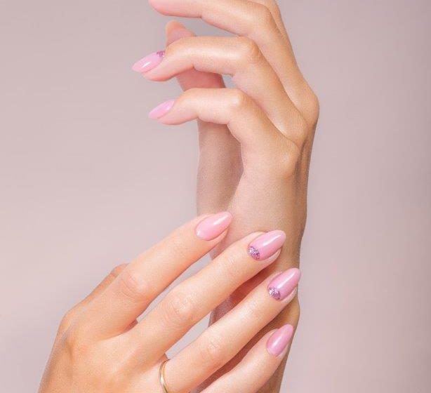 Manicure_hybrydowy