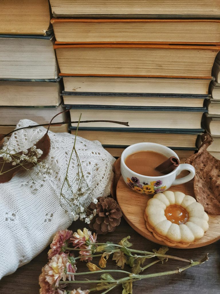 książka na weekend - Kwanty i pola 