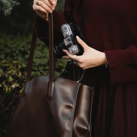 Torebki na jesień – jakie modele sprawdzą się w chłodniejsze dni?