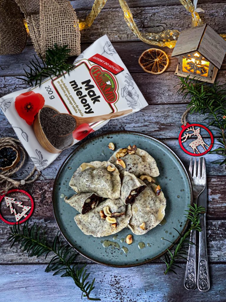 pierogi z makiem