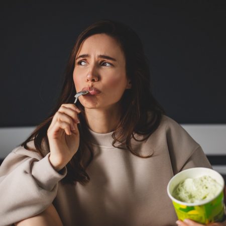  Jak stres wpływa na jamą ustną?