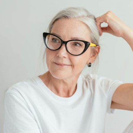 Jak menopauza wpływa na zęby?