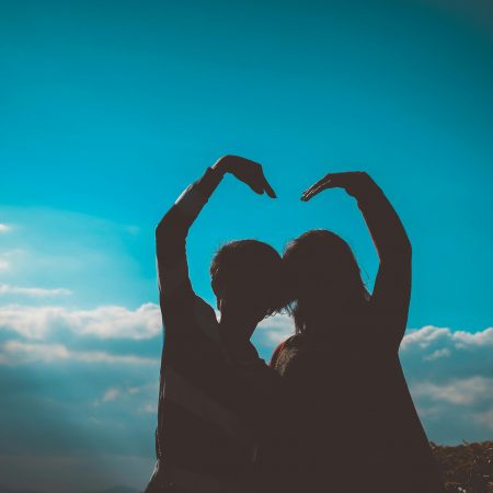 Miłość – stołek na trzech nogach