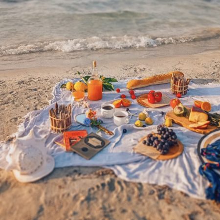 Piknik na plaży zamiast w restauracji